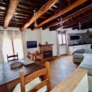 Casa De Nieves , Pitres España